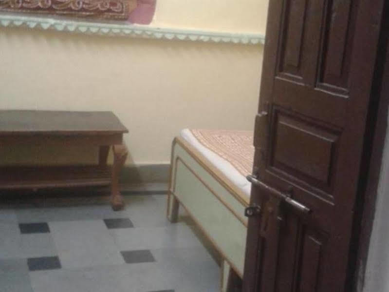 Raj Mahal Guest House Būndi エクステリア 写真